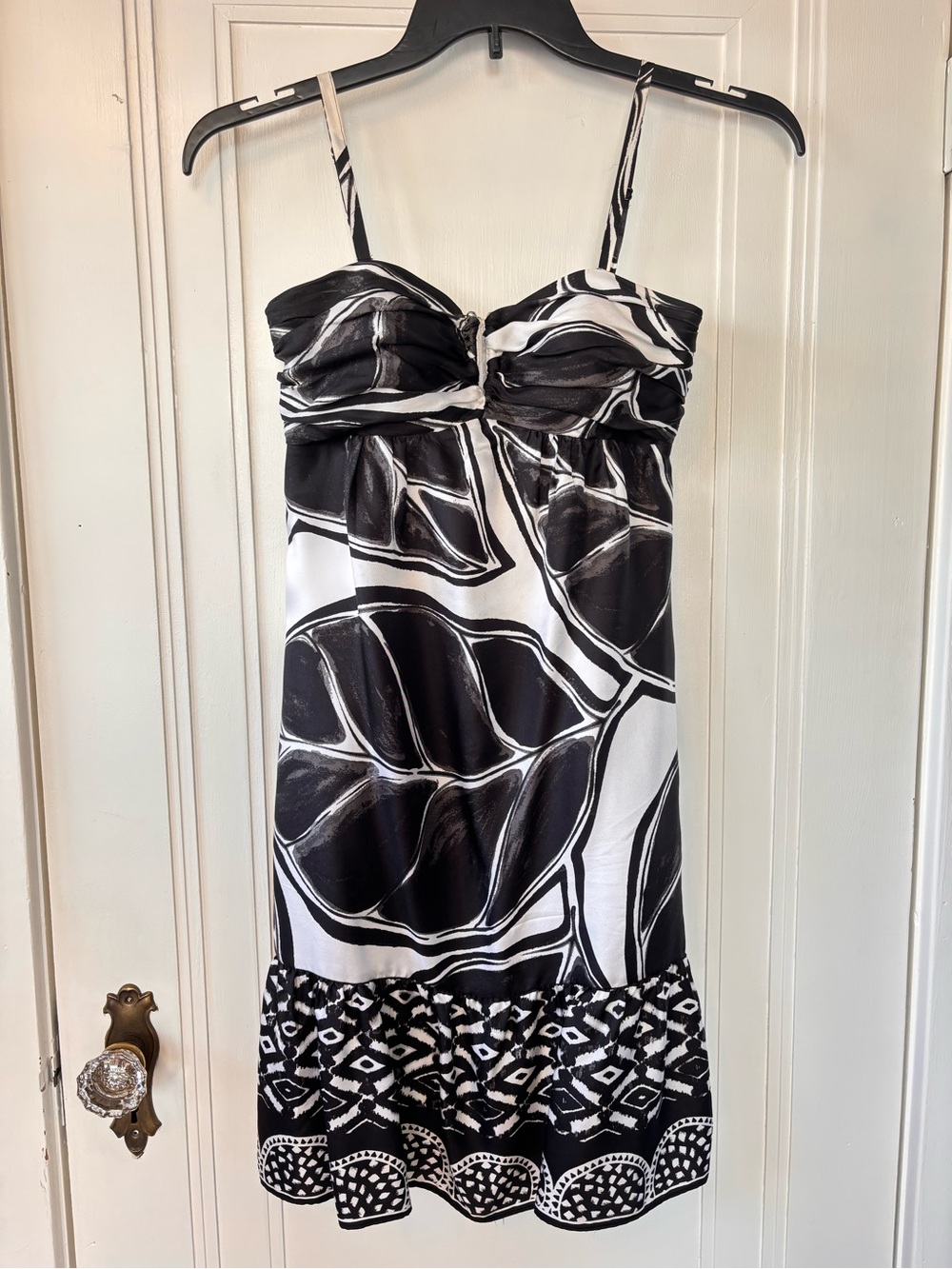 White House Black Market Strapless Mini Silk Dress SIZE 0